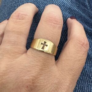James Avery 14K gold ring
